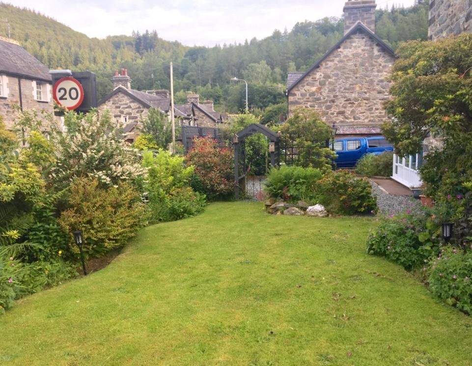 Cae Garw B&B Betws-y-Coed Esterno foto